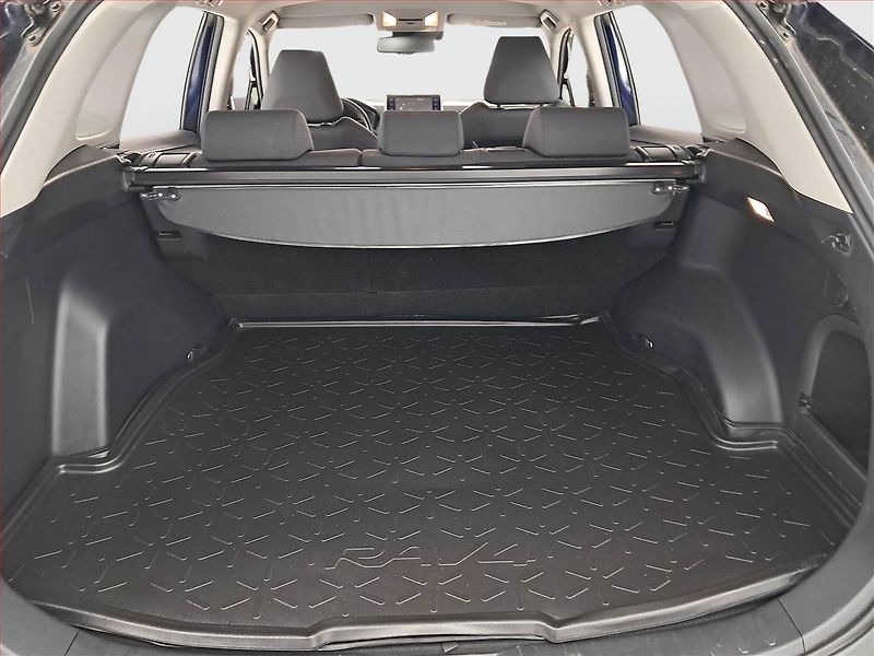 Toyota RAV4 (2020) 2.5 Hybrid - fotka 14 z 19