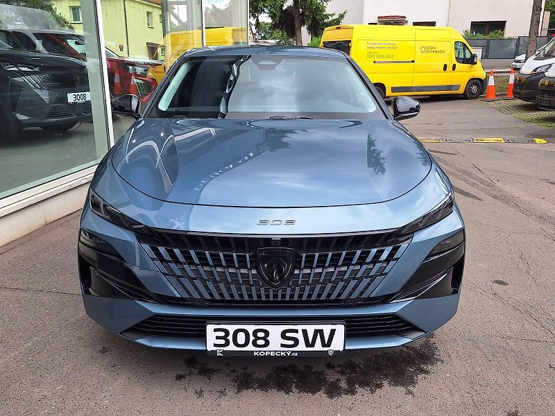 Peugeot 308 (2026) SW ALLURE Hybrid 145 e-DCS6 - fotka 2 z 19