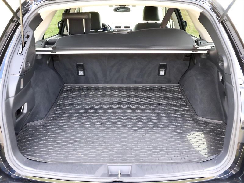Subaru Outback 2,5 i 129kW Aut. AWD Kůže CZ - fotka 10 z 39