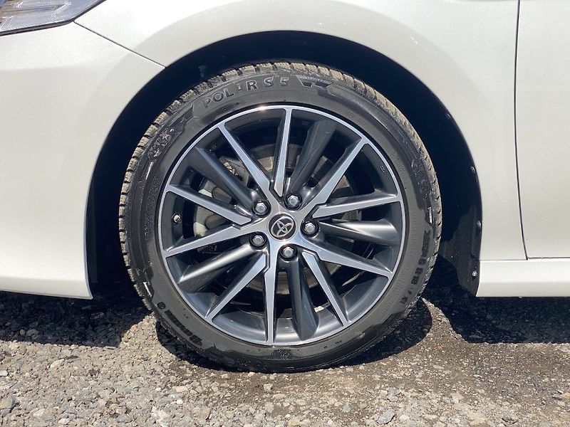 Toyota Camry 2.5HSD, ČR-1m, Executive, navi - fotka 10 z 32