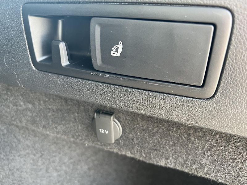 Volkswagen Passat (2020) 2.0TDi*140kW*DSG*ACC - fotka 30 z 32