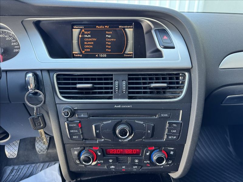 Audi A4 1,8 TFSi tažné 1.maj původ ČR - fotka 32 z 50