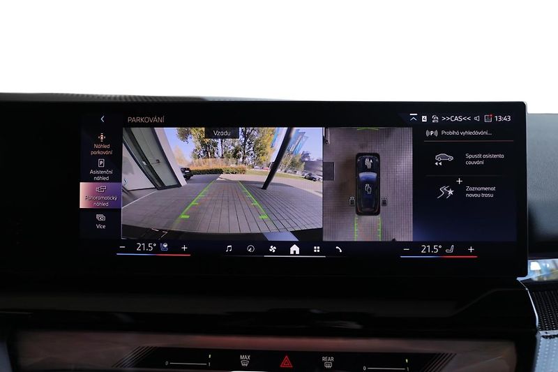 BMW Řada 5 540d xDrive Touring - fotka 12 z 29