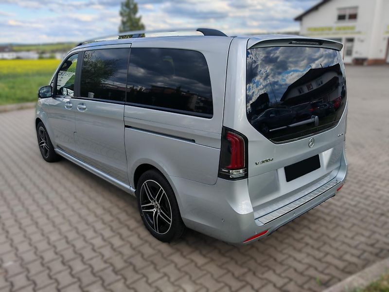 Mercedes-Benz Třídy V 300d 4M AMG L, Vzduchový pod. - fotka 5 z 42