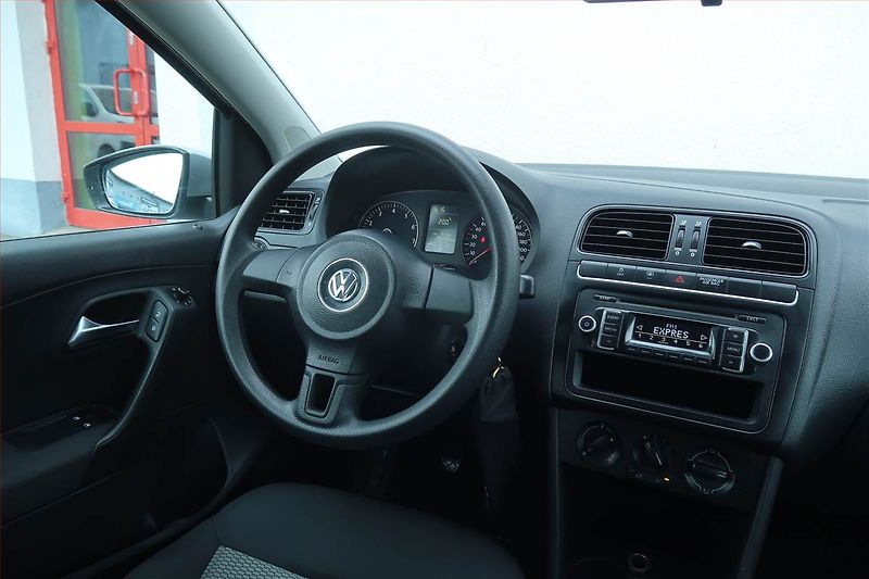 Volkswagen Polo (2011) 1.2 12V, nová STK - fotka 7 z 15