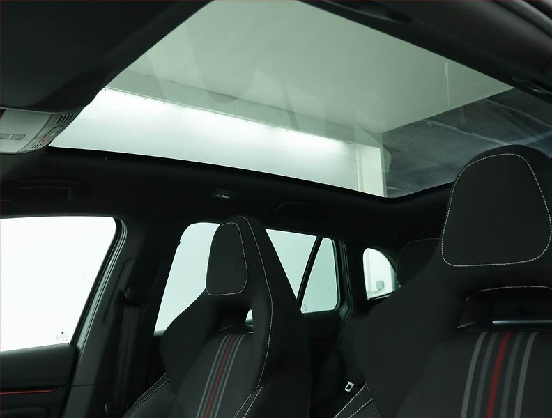 Škoda Scala (2024) Monte Carlo 1.0 TSI - fotka 15 z 17