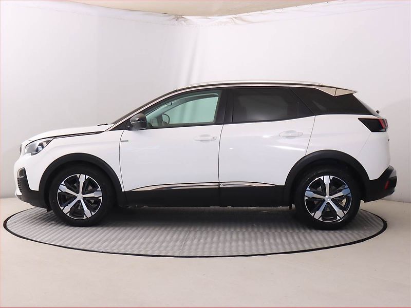 Peugeot 3008 (2018) 1.2 PureTech, Serv.kniha, Kůže - fotka 3 z 23