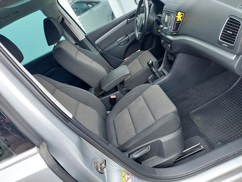 Volkswagen Sharan (2012) 2.0TDi 103kW 7míst - fotka 21 z 37