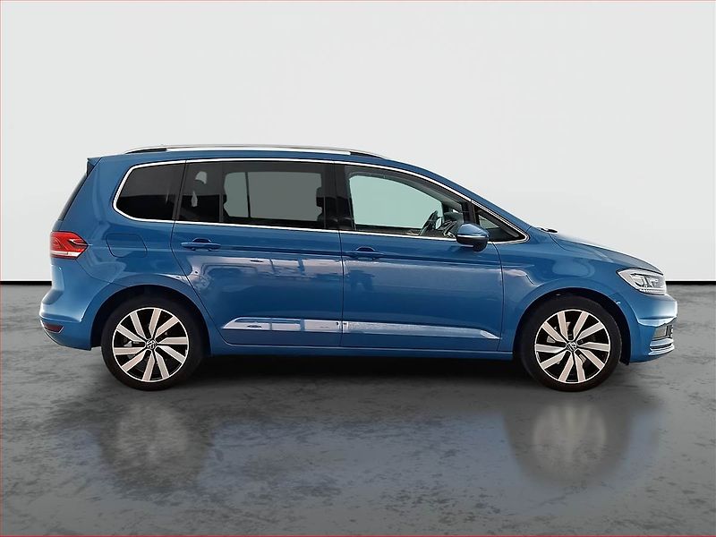 Volkswagen Touran (2019) 1.5 TSI - fotka 6 z 21