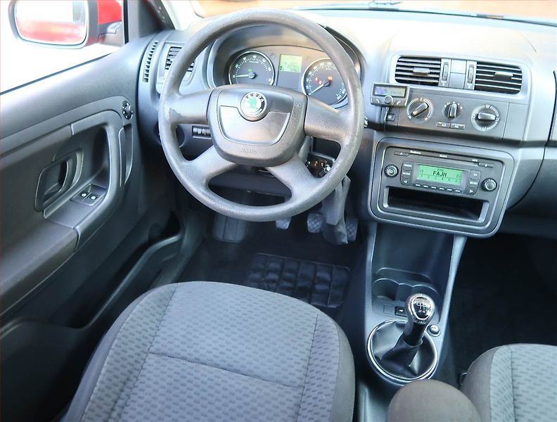 Škoda Fabia (2012) 1.2 TSI, po STK - fotka 7 z 17