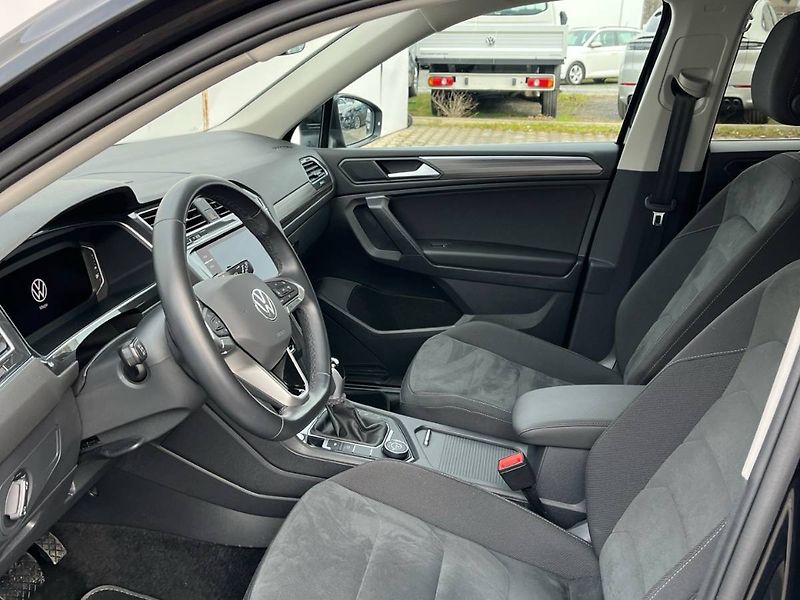 Volkswagen Tiguan (2023) 2.0 TDI BMT 110 kW 4MOTION DSG - fotka 14 z 20