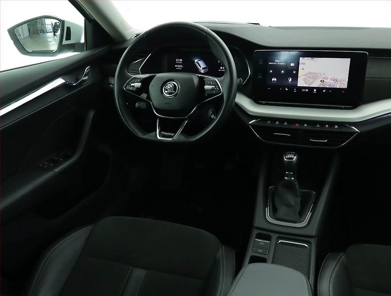 Škoda Octavia (2021) Style 2.0 TDI, Kůže, Navi - fotka 7 z 17