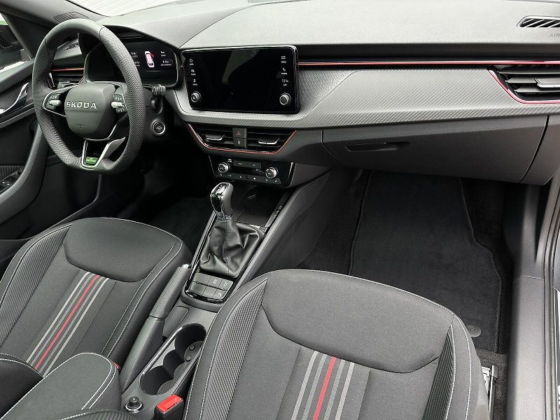 Škoda Kamiq 1.0TSi DSG Monte Carlo 116PS M - fotka 36 z 38