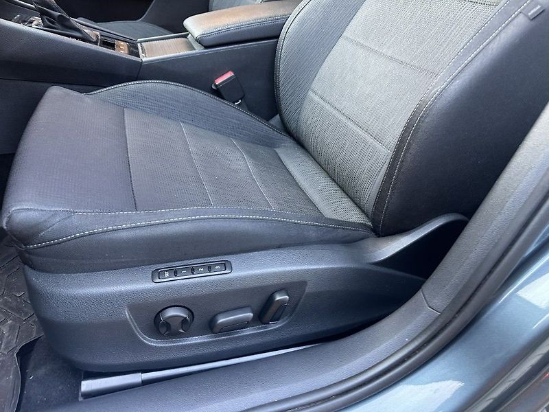Škoda Superb 2.0 TDi 140kW 4x4 serviska - fotka 18 z 29