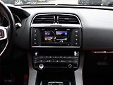 Jaguar F-Pace (2017) 20d AWD, 4X4, Automat - náhled 10