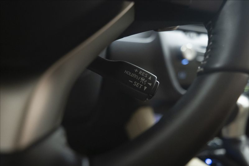 Lexus RX 3,5 AWD HYBRID 1. MAJITEL ČR - fotka 40 z 50