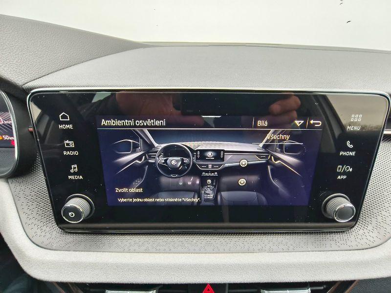 Škoda Scala (2024) TOP SELEC TSI 85/1.0 A7F - fotka 22 z 27