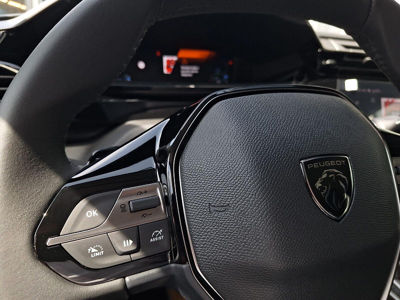 Peugeot 308 (2026) 308 STYLE Hybrid 145 e-DCS6 - fotka 13 z 18