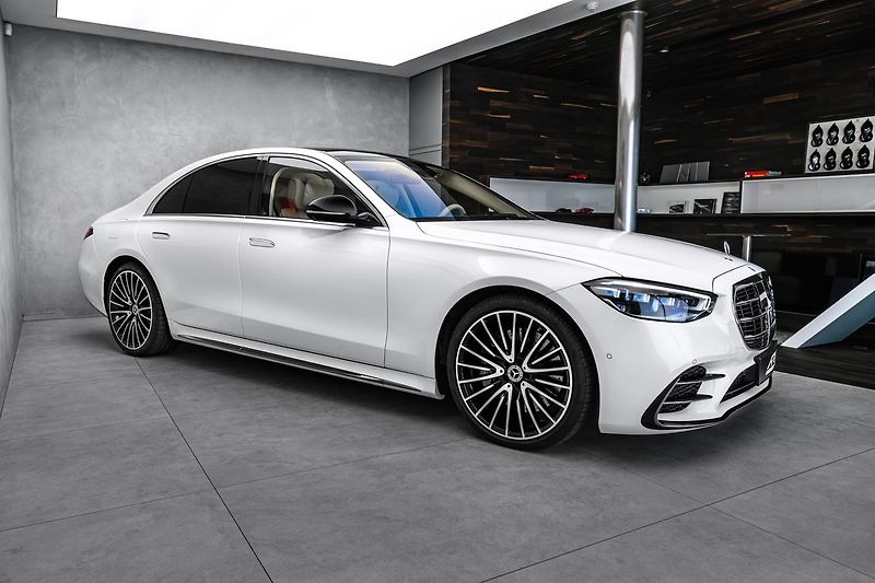 Mercedes-Benz Třídy S d 4M AMG MANUFAKTUR - fotka 4 z 26
