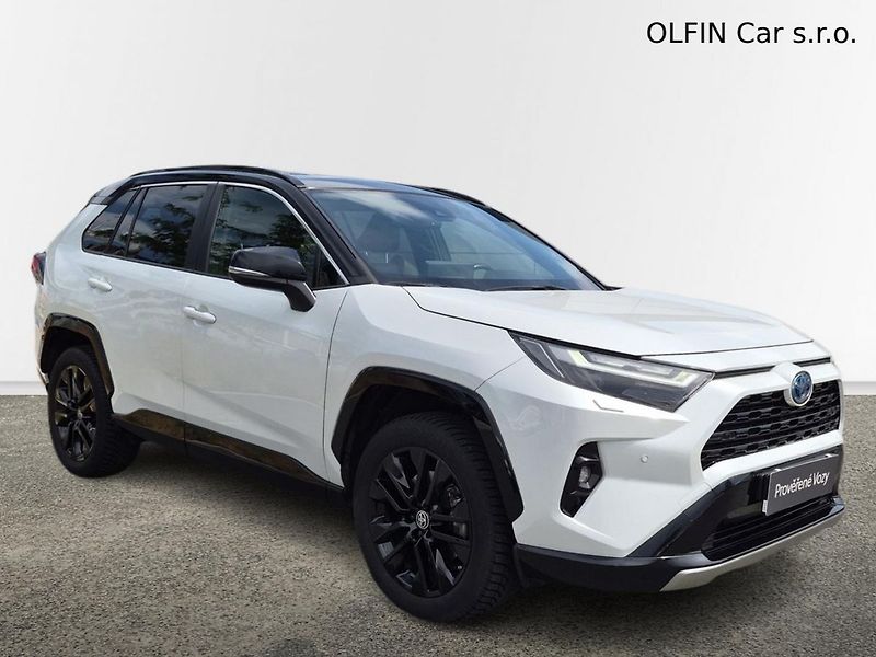 Toyota RAV4 Selection 2.5 HEV 4x2 - fotka 3 z 28