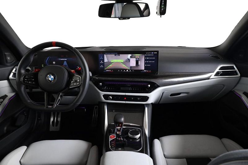 BMW M3 Competition xDrive Sedan - fotka 7 z 31