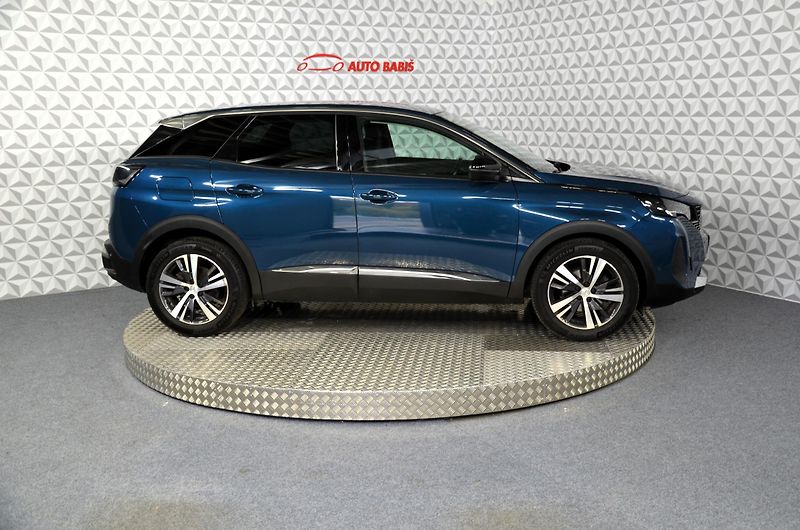 Peugeot 3008 (2022) 1.5bHDi 130 Allure - fotka 4 z 17