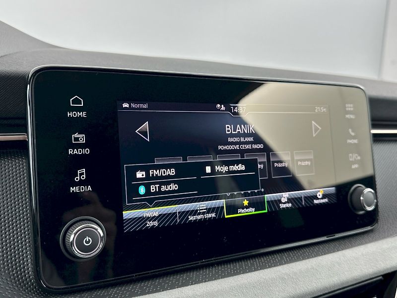 Škoda Scala (2025) 1.0TSI 85kW Top Selection - fotka 16 z 32