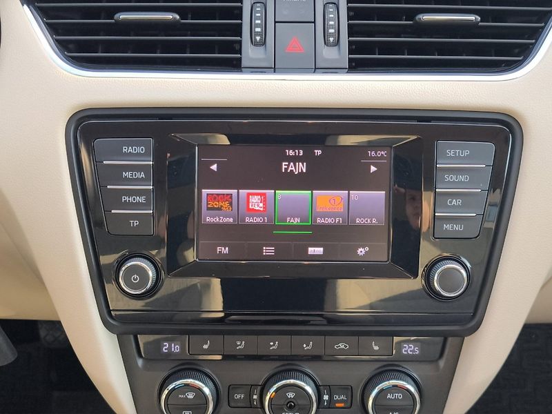 Škoda Octavia (2014) ELEGANCE 1.6 TDi 77kw, ČR - fotka 17 z 25