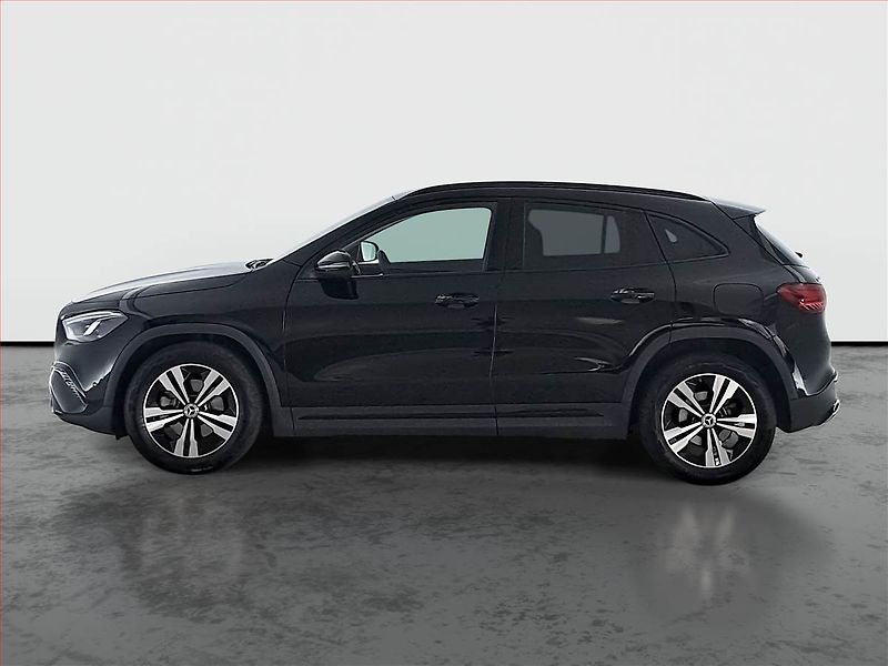 Mercedes-Benz GLA (2025) 200 - fotka 3 z 23