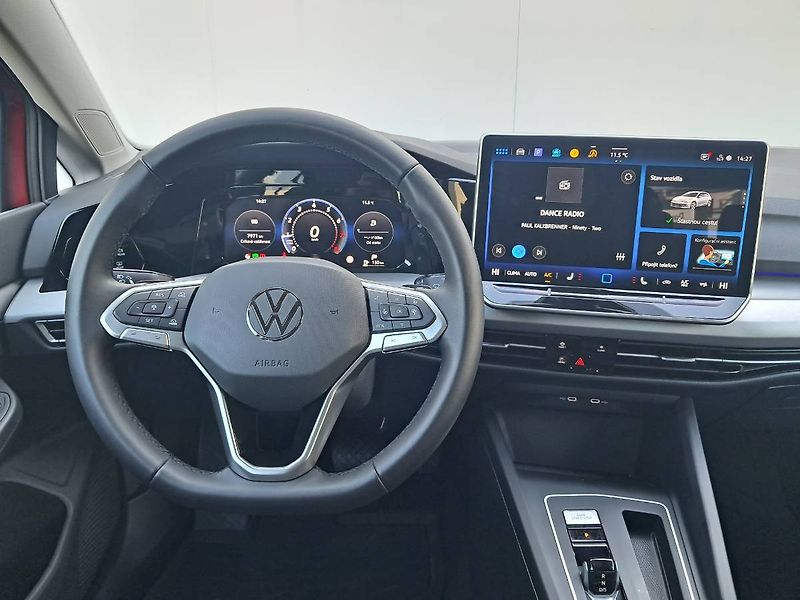 Volkswagen Golf (2025) People 1.5 eTSI / 85 kW DSG7 m - fotka 5 z 30