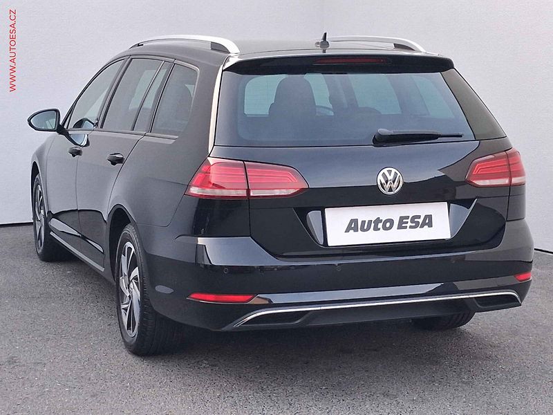 Volkswagen Golf (2018) 1.5 TSi, Sound, kamera - fotka 6 z 18