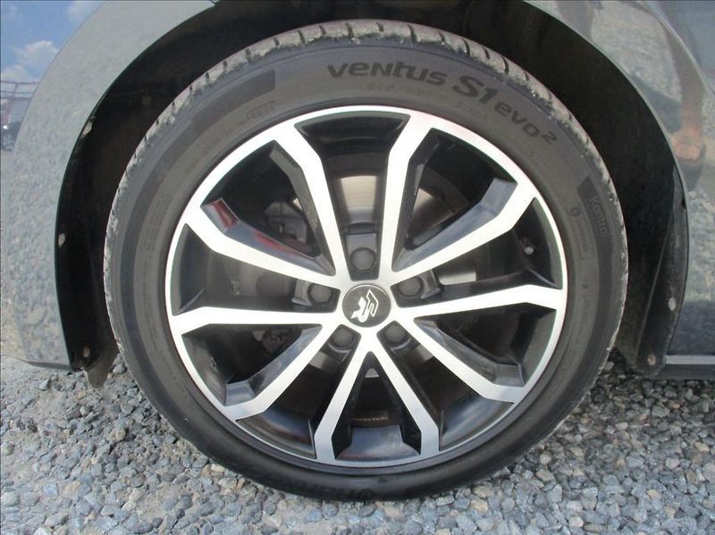 Seat Leon 1,5 TSI FR, digiklima,servis, - fotka 40 z 50