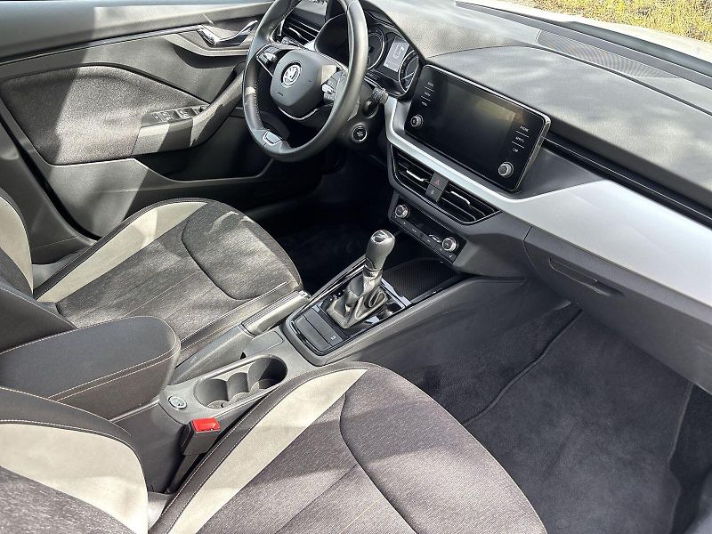 Škoda Kamiq (2021) 1.0 TSI DSG Style - fotka 9 z 31