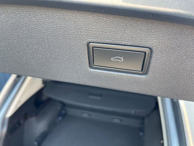 Volkswagen Tiguan Allspace (2023) 2.0 TDI 110 kW 4MOTION DSG Ele - fotka 31 z 34