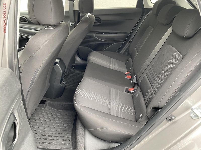 Hyundai i20 (2023) 1.0 T-GDi, 1.maj,ČR, Smart - fotka 10 z 21