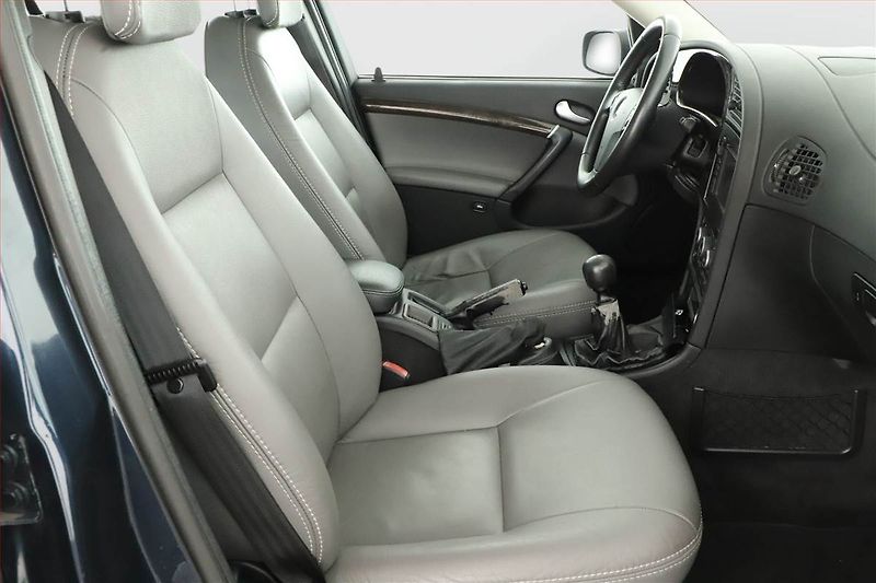 Saab 9-5 (2006) 1.9 TiD, po STK, Tažné - fotka 7 z 13