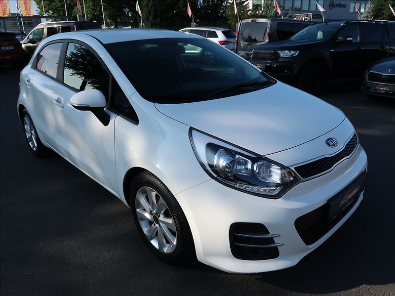 Kia Rio 1,3 CVVT,62kW,1majČR,Serv.kn. - fotka 2 z 30