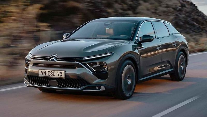Citroën C5X dorazil do Česka