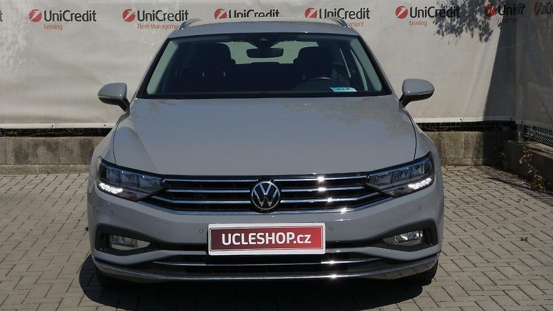 Volkswagen Passat 2.0 TDI 147kW BMT 4MOT DSG Ele - fotka 2 z 24