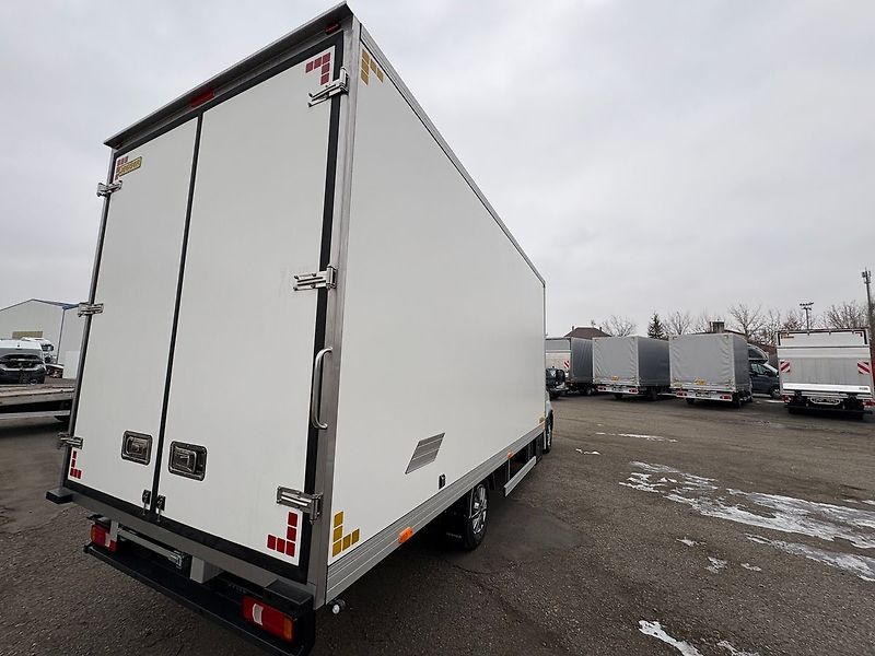 Iveco Daily (2026) 3.0, 180k, Skříň, 10palet - fotka 3 z 20