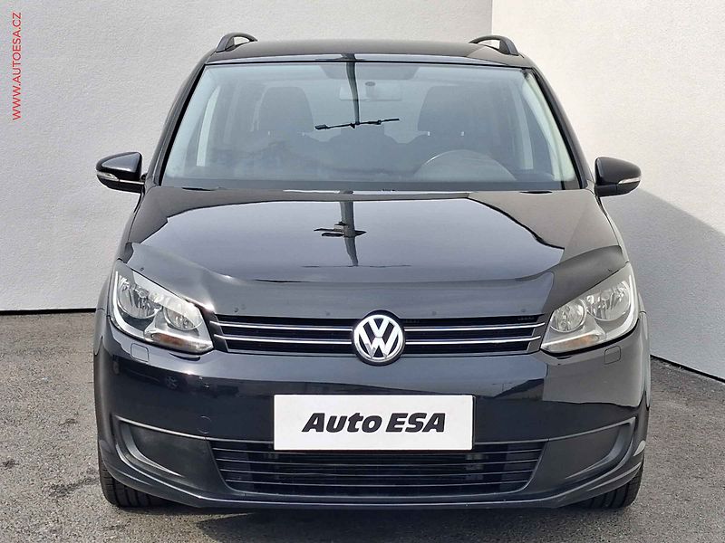 Volkswagen Touran (2011) 1.2TSi, Trendline, navi - fotka 2 z 17