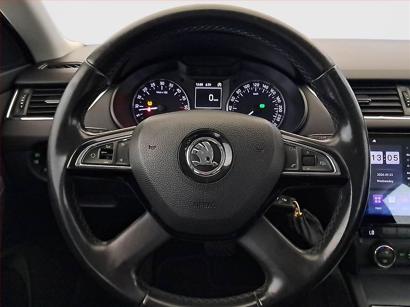 Škoda Octavia (2014) 2.0 TDI, Automat, Navi - fotka 18 z 18