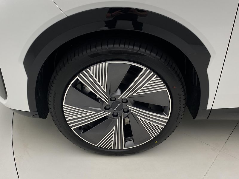 Lynk & Co 08 (2026) MORE PHEV - fotka 18 z 108