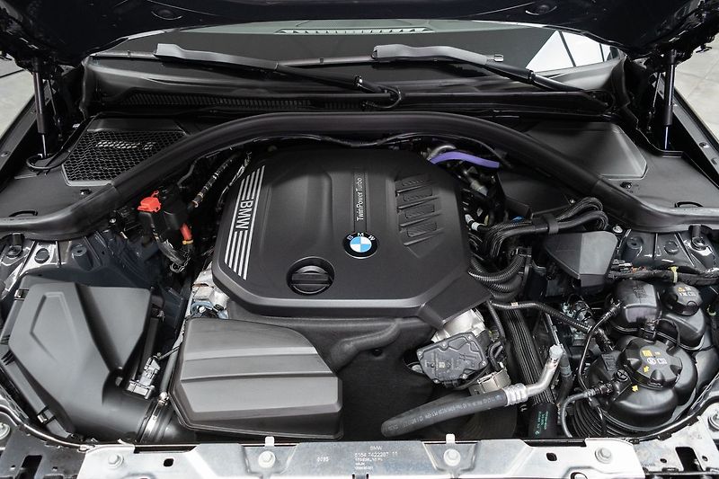 BMW Řada 3 320d xD ///M*ZÁRUKA*DPH*ČR 1.M - fotka 36 z 42