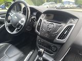 Ford Focus 2.0TDCI103KW,MAX VÝBAVA,KRÁSNÝ - náhled 11