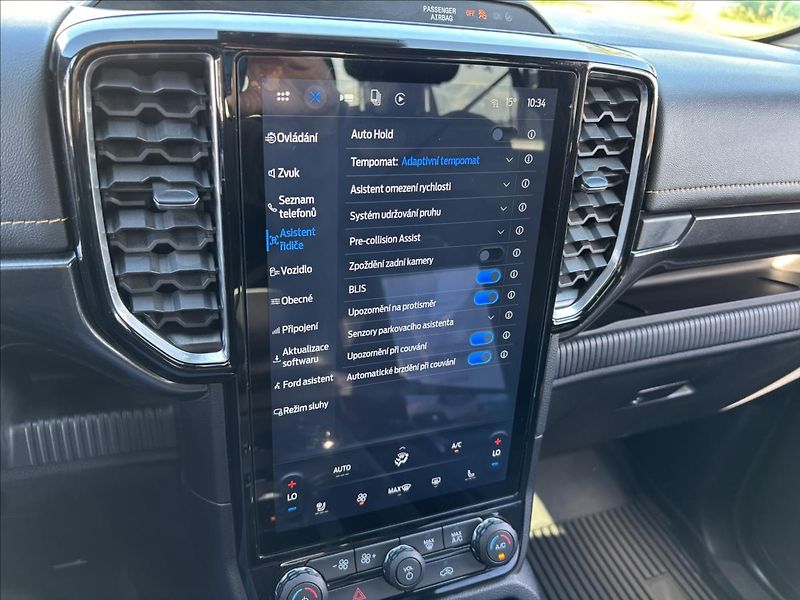 Ford Ranger 3,0 EcoBlue 177kW V6 Wildtrak - fotka 31 z 43
