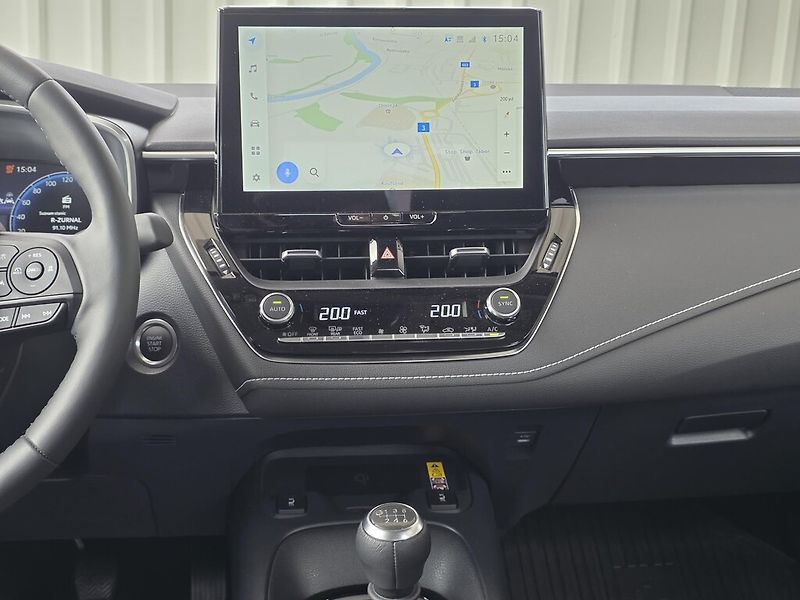 Toyota Corolla 1,5i / 92 kW Comfort Tech - fotka 11 z 25