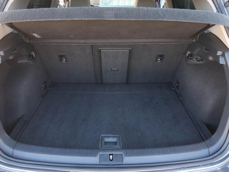 Volkswagen Golf (2013) 1.2 TSI, Serv.kniha, Xenony - fotka 13 z 17