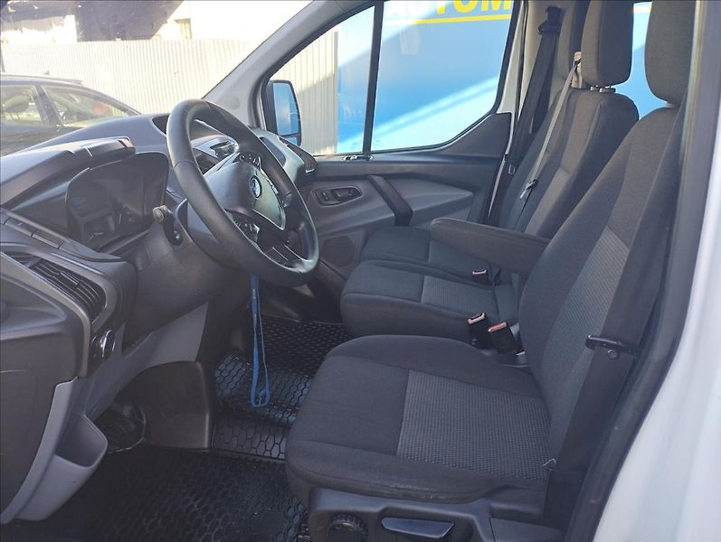 Ford Transit Custom 2,2 TDCi 125k 6/MÍST - fotka 7 z 14