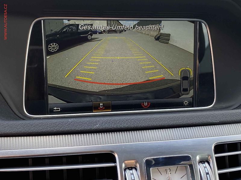 Mercedes-Benz Třídy E (2015) 3.0 CDi E350 4matic - fotka 19 z 22